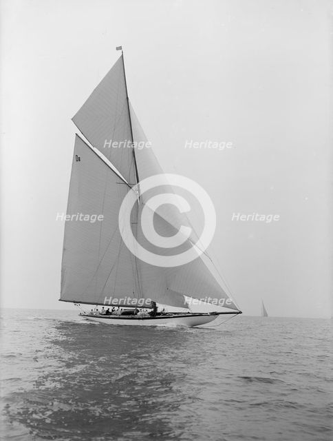 The beautiful 15 Metre class sailing yacht 'Paula III', 1913. Creator: Kirk & Sons of Cowes.