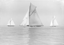 The Big Class yachts Britannia Ma'oona and Carina sailing in light winds, 1913. Creator: Kirk & Sons of Cowes