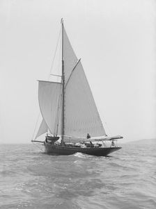The cutter Monara under sail, 1914. Creator: Kirk & Sons of Cowes