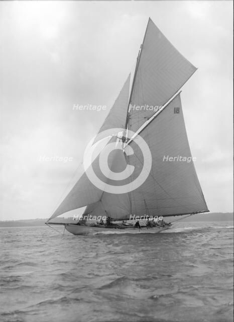 The cutter 'Onda' sailing close-hauled, 1911. Creator: Kirk & Sons of Cowes.