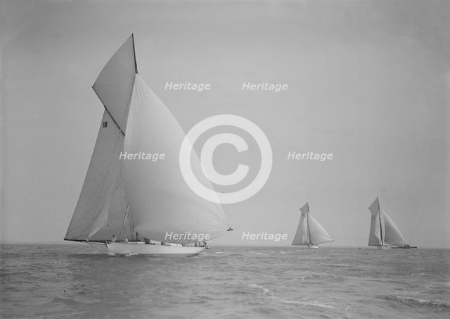 The cutter 'Onda' sailing under spinnaker, 1911. Creator: Kirk & Sons of Cowes.