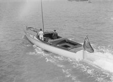 The cabin cruiser Minnehaha 1914. Creator: Kirk & Sons of Cowes