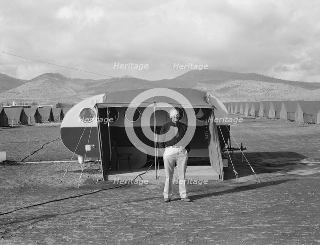 The camp manager, the office trailer...mobile camp, Merrill, Klamath County, Oregon, 1939. Creator: Dorothea Lange.