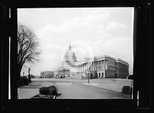 The Capitol at Washington, c.between 1900 and 1909. Creator: William H. Jackson.