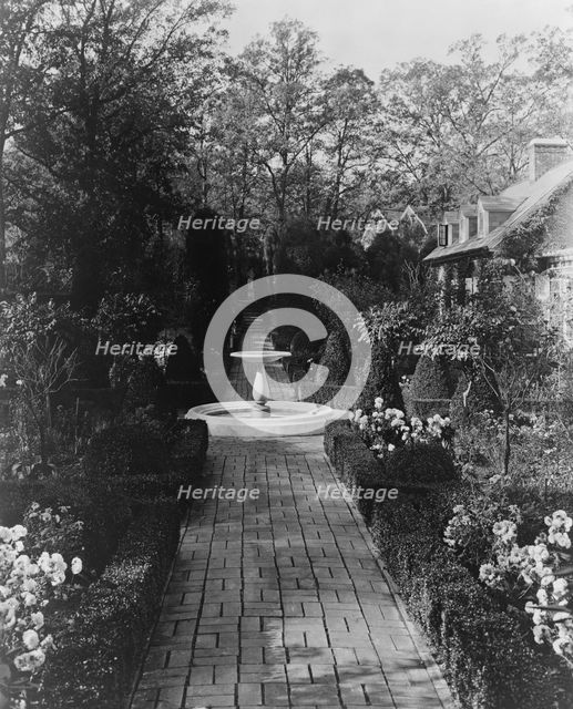 "The Causeway," James Parmelee house, 3100 Macomb Street, Washington, D.C., 1919. Creator: Frances Benjamin Johnston.