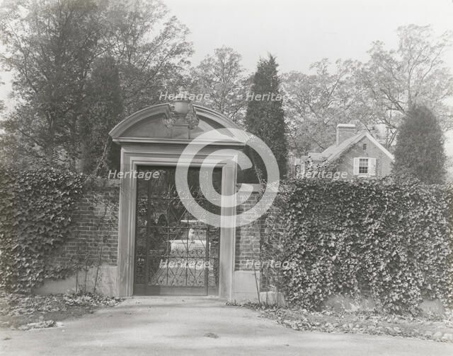 "The Causeway," James Parmelee house, 3100 Macomb Street, Washington, D.C., 1919. Creator: Frances Benjamin Johnston.