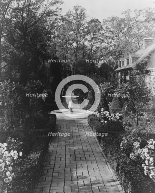 "The Causeway," James Parmelee house, 3100 Macomb Street, Washington, D.C., 1919. Creator: Frances Benjamin Johnston.
