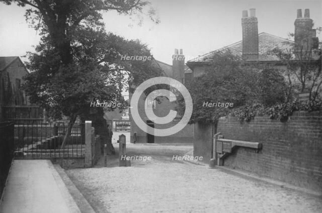 'The Causeway, Wandsworth, Showing the Pound', c1895, (1912). Artist: Unknown.