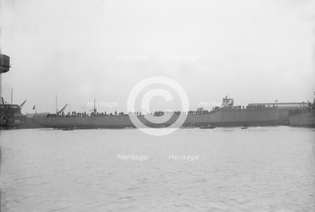 The Chilean destroy 'Almirante Condell' after launch, 27th January 1913. Creator: Kirk & Sons of Cowes.