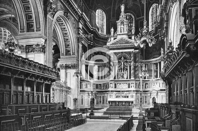 The Choir and Reredos, St Paul's Cathedral, 1908-1909.Artist: WS Campbell