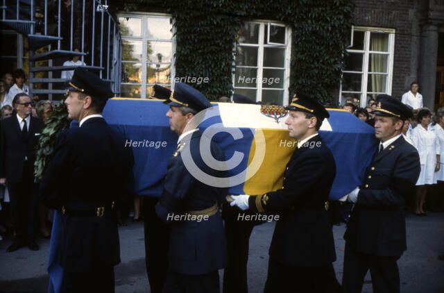 The coffin of King Gustaf VI Adolf of Sweden, 15 September 1973. Artist: Unknown