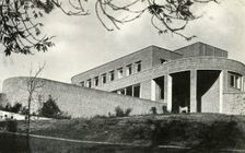 The Contemporary Idiom Brick House at Hampstead, London 1941. Creator: Unknown
