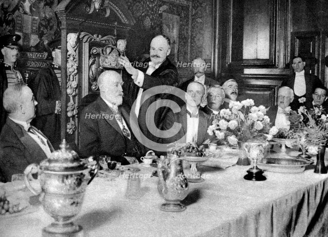 The coronation of the master of the Girdlers' Company, London, 1926-1927. Artist: Unknown
