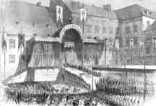 The Coronation of the King and Queen of Prussia: the proclamation in the courtyard of the..., 1861. Creator: Unknown
