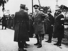 The Duke of Windsor reviewing French troops, France, 31st October 1939