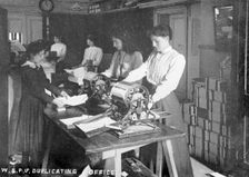 The duplicating office, Clement's Inn, The Strand, September 1911. Creator: Unknown