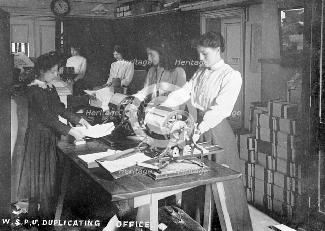 The duplicating office, Clement's Inn, The Strand, September 1911. Creator: Unknown.