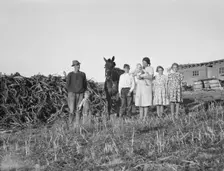 The Daugherty family, FSA borrowers, Warm Springs district, Malheur County, Oregon, 1939. Creator: Dorothea Lange