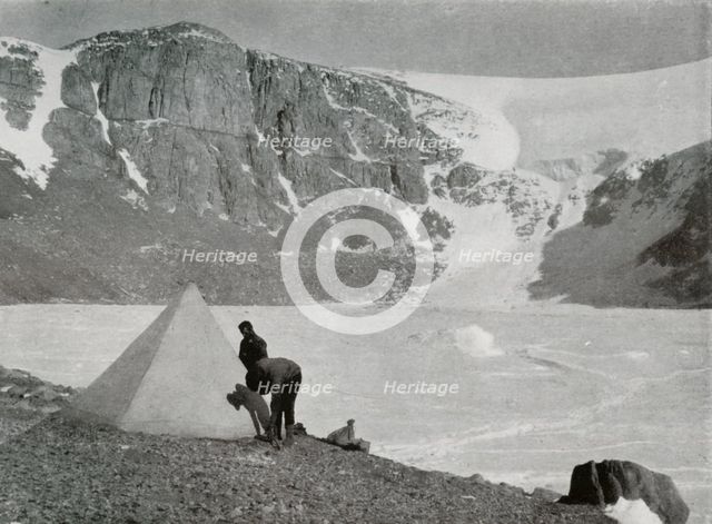 'The Devil's Punch Bowl, an Empty Cwm in the South-West Corner of Granite Harbour', 1912, (1913). Artist: Frank Debenham.
