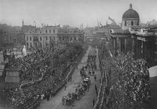 The Diamond Jubilee: Queen Victoria's carriage passing the National Gallery, London, 1897 (1906)
