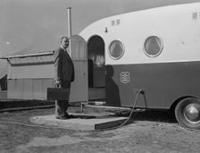 The doctor arrives in camp by previous appointment..., FSA, Merrill, Klamath County, Oregon, 1939. Creator: Dorothea Lange
