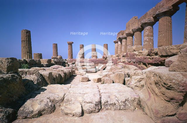 The doric temple of Hera at Agrigento, 5th century BC. Artist: Unknown