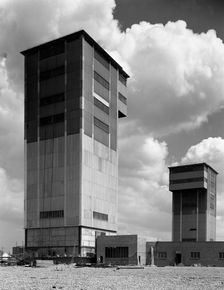The downcast koepe tower at Cotgrave Colliery, Nottinghamshire, 1963. Creator: Michael Walters
