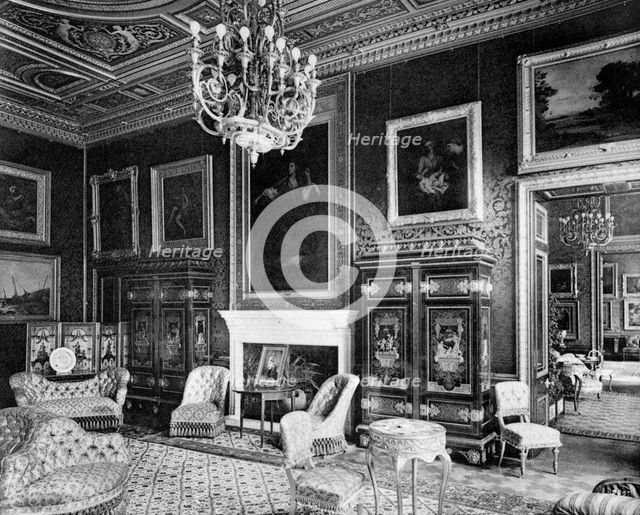 The drawing-room, Grosvenor House, 1908.Artist: Bedford Lemere and Company