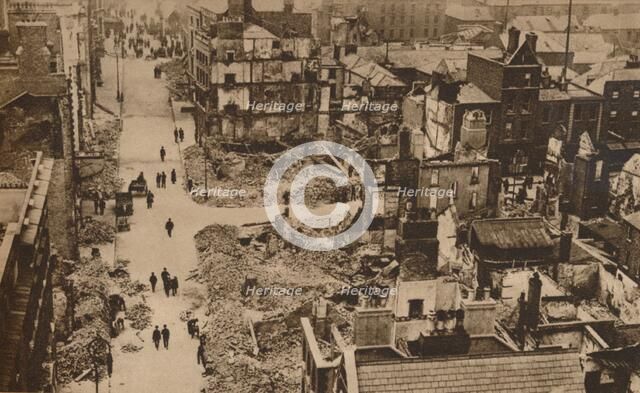 The Easter Rising, Ireland, 1916 (1935).  Artist: Unknown.