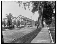 The Earlington, Richfield Springs, N.Y., between 1890 and 1901. Creator: Unknown