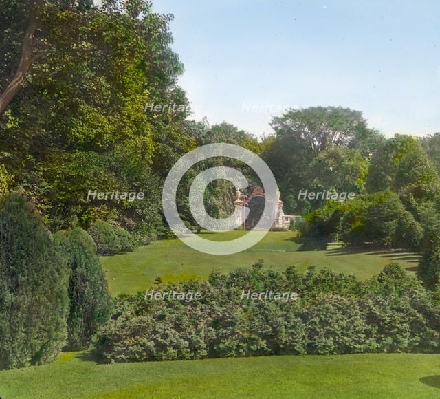 "The Elms," Edward Julius Berwind, 367 Bellevue Avenue, Newport, Rhode Island, 1914. Creator: Frances Benjamin Johnston.