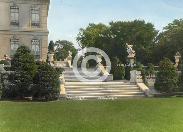 "The Elms," Edward Julius Berwind, 367 Bellevue Avenue, Newport, Rhode Island, 1914. Creator: Frances Benjamin Johnston.