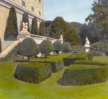 "The Elms," Edward Julius Berwind, 367 Bellevue Avenue, Newport, Rhode Island, 1914. Creator: Frances Benjamin Johnston