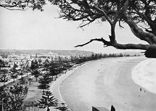 The Espanade, Manly Beach, c1900. Creator: Unknown