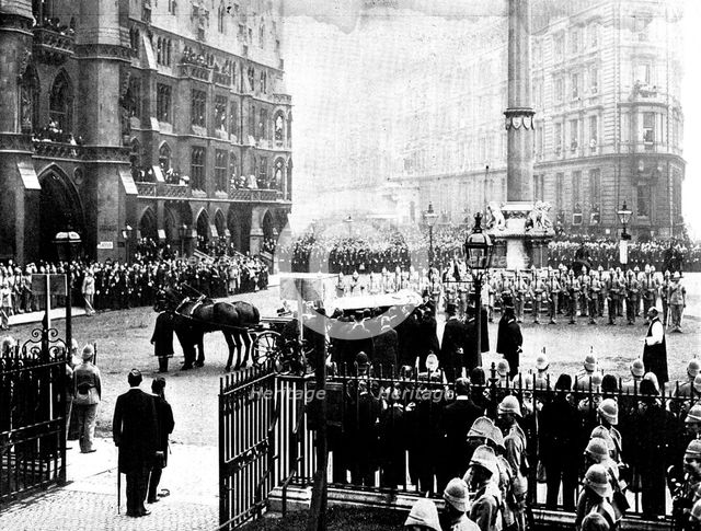 The Funeral of Mr. Gladstone: removing the body from the funeral car...at the Abbey, 1898. Creator: SB Bolas & Co.