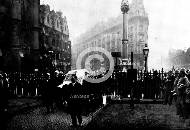 The Funeral of Mr. Gladstone: the funeral cortege at the entrance to the Abbey, 1898. Creator: SB Bolas & Co.