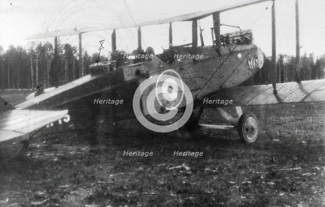 The first DH9 aircraft to take off from Obozerskaya airfield carrying M Bombs, 27 August 1919. Creator: Unknown.
