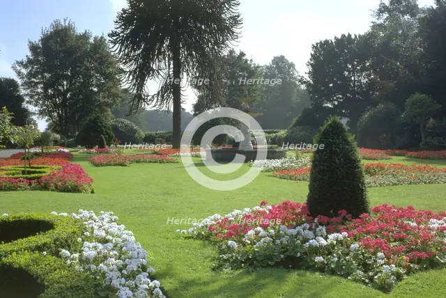 The flower gardens, Brodsworth Hall, South Yorkshire, 1999. Artist: N Corrie