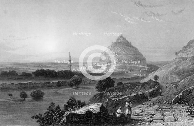 'The Fortress of Dowlutabad', 1834. Creator: William Purser.