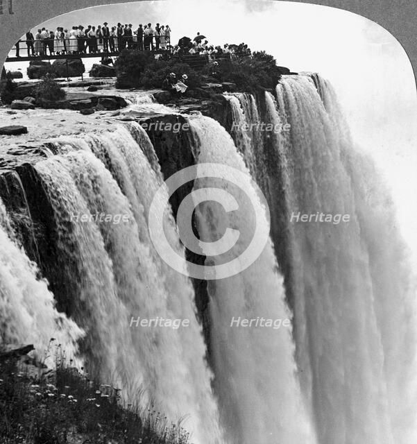 'The Frail Foot Bridge', Niagara Falls, Canada.Artist: Realistic Travels Publishers
