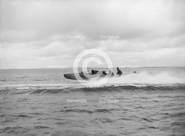 The French 400 hp hydroplane 'Despujols I', 1913. Creator: Kirk & Sons of Cowes.