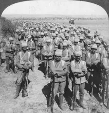 The Guards Brigade on the march to Kroonstadt, South Africa, Boer War, 1900. Artist: Underwood & Underwood