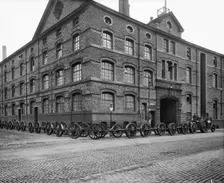 The gun carriage works, Cunard Engine Works, Derby Road, Kirkdale, Liverpool, January 1917. Artist: H Bedford Lemere