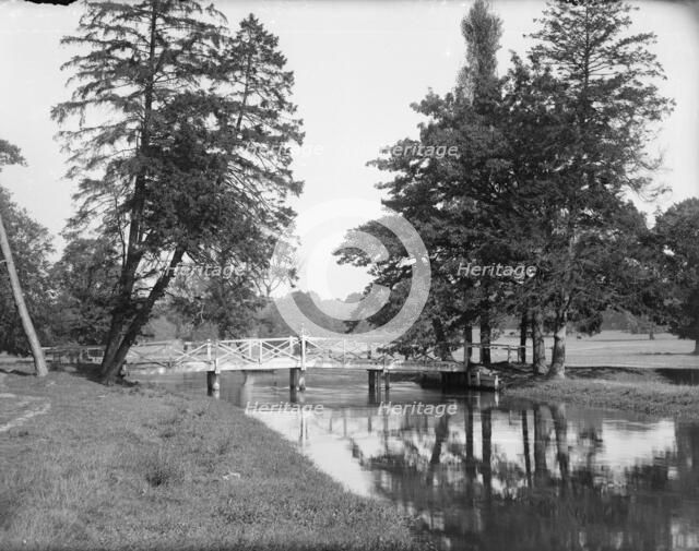 The Gade Bridge in Cassiobury Park, Watford, London, c1860-c1922. Artist: Henry Taunt