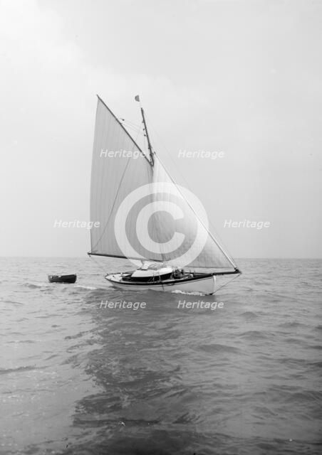 The gaff rigged yacht 'Nautilus', 1912. Creator: Kirk & Sons of Cowes.