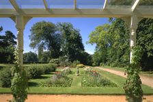 The garden, Down House, Downe, London, 1998. Artist: J Bailey