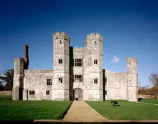 The Gatehouse, Titchfield Abbey, Fareham, Hampshire, 1999. Artist: M Hesketh Roberts