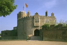 The gatehouse bastion of Walmer Castle, Deal, Kent, 1998. Artist: J Bailey