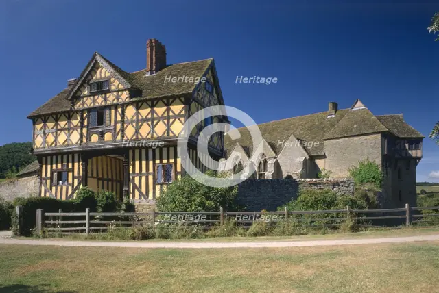 The gatehouse, Stokesay Castle, Shropshire, 1997. Artist: N Corrie