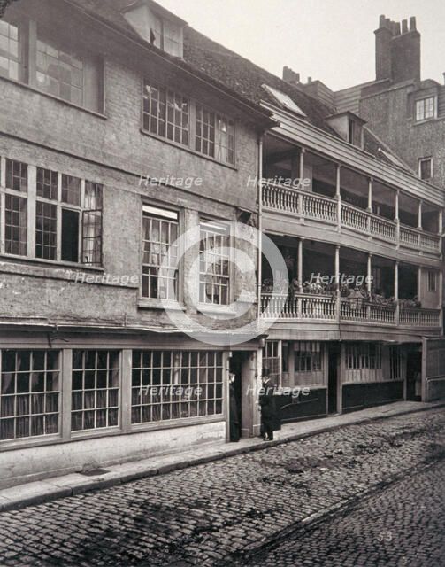 The George Inn, Borough High Street, Southwark, London, 1881. Artist: Henry Dixon